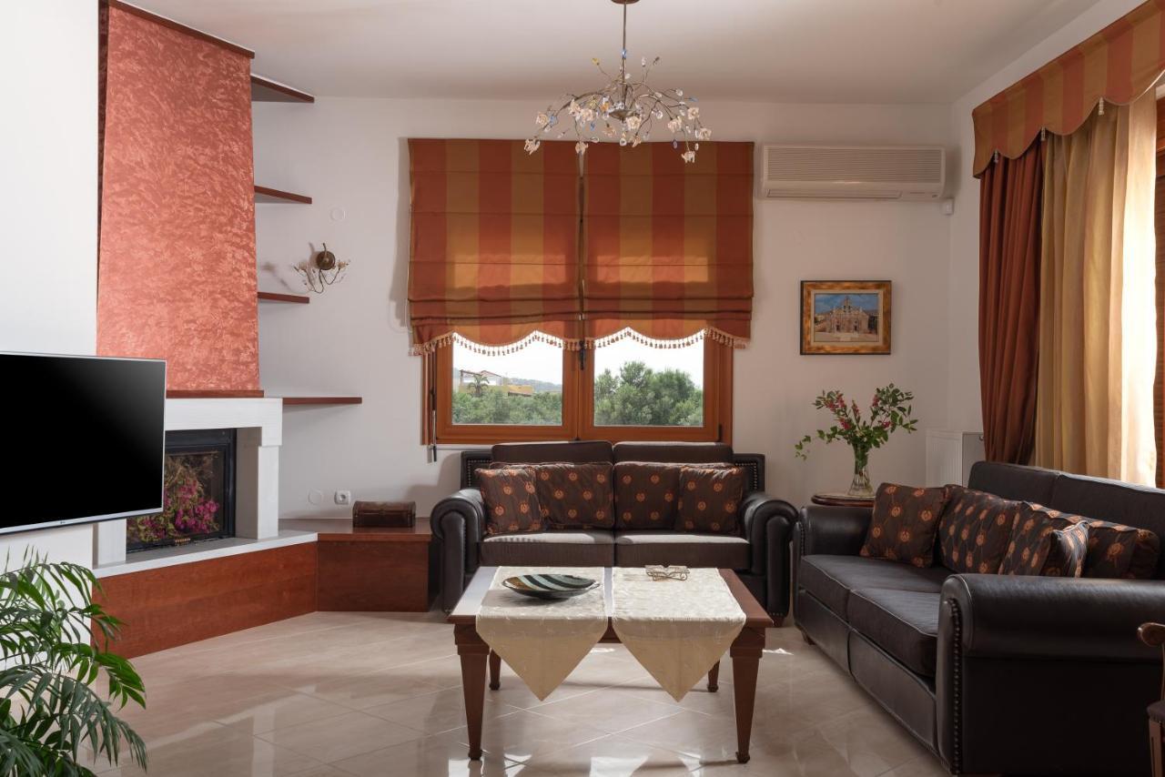 Tsourlakis Residence, An Oasis Of Tranquility, By Thinkvilla Pigi  Exterior foto